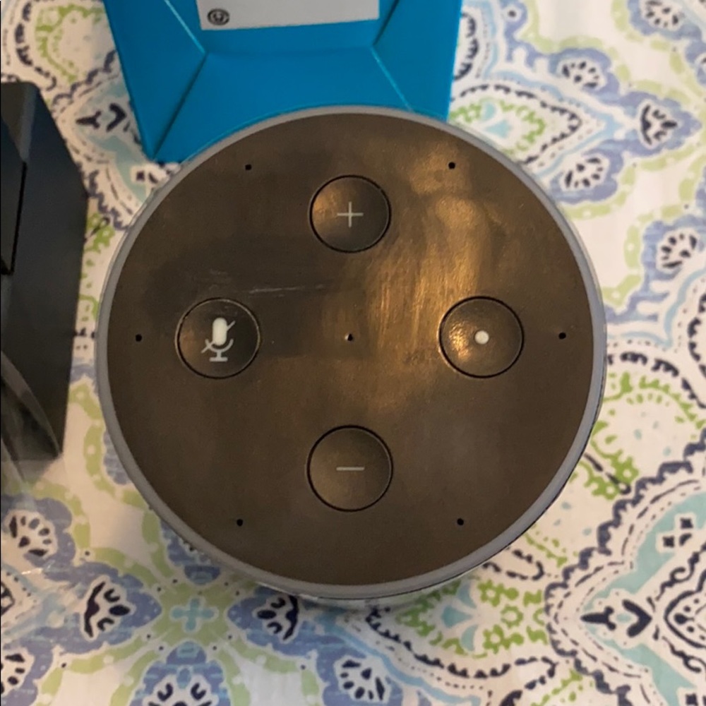 Amazon echo 2nd generation - Picture 6 of 6